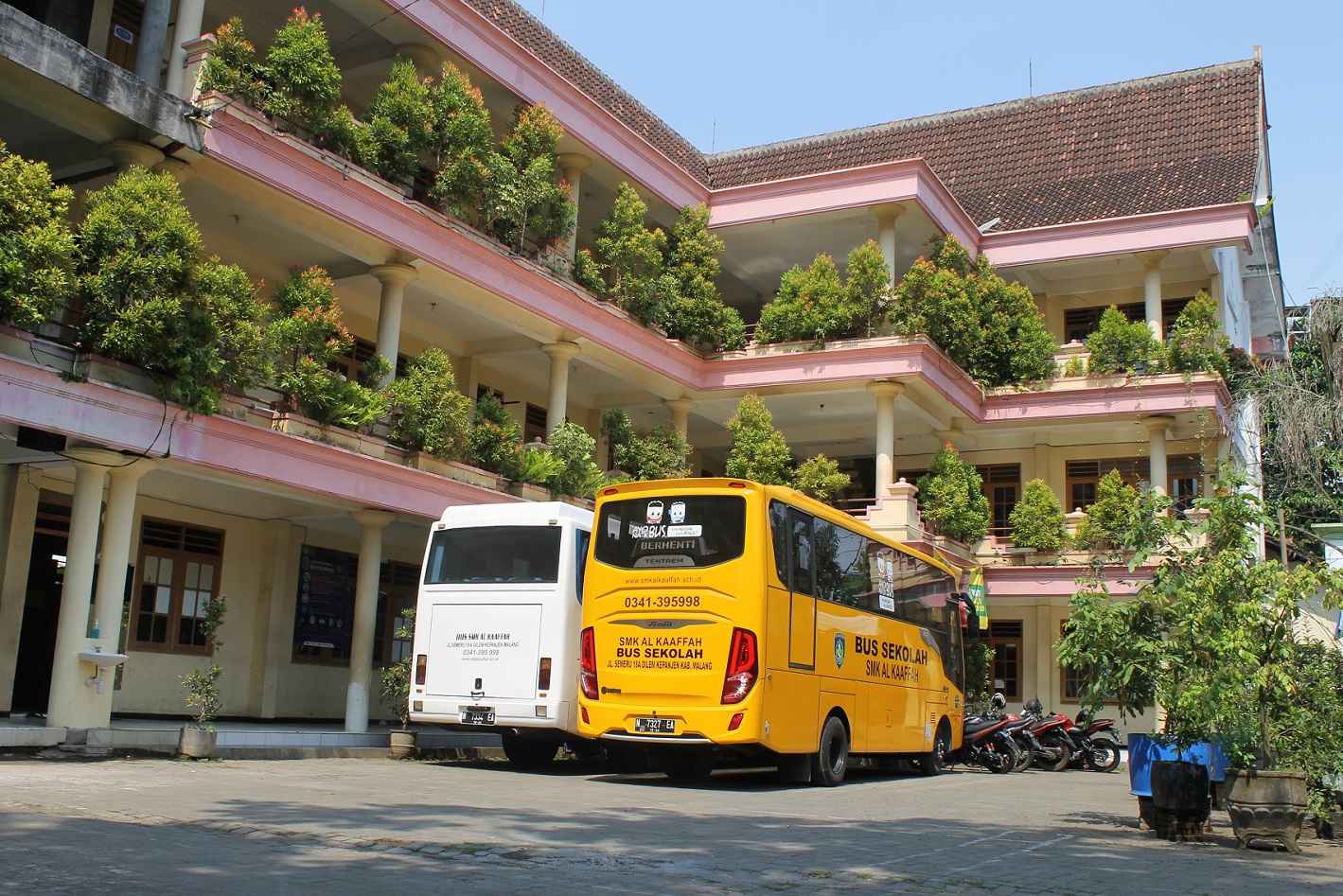 Gedung sekolah